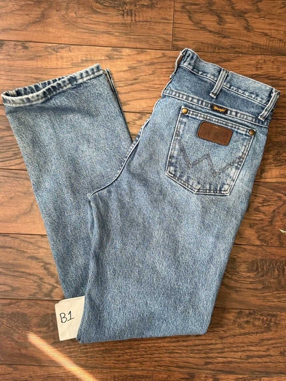 Wrangler 36MWZSW Cowboy Cut Slim Fit Jeans 33x32 Stonewash Western Denim